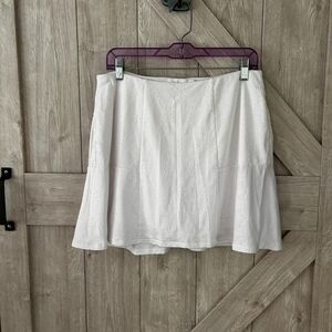 Elegant White Women's Skirt